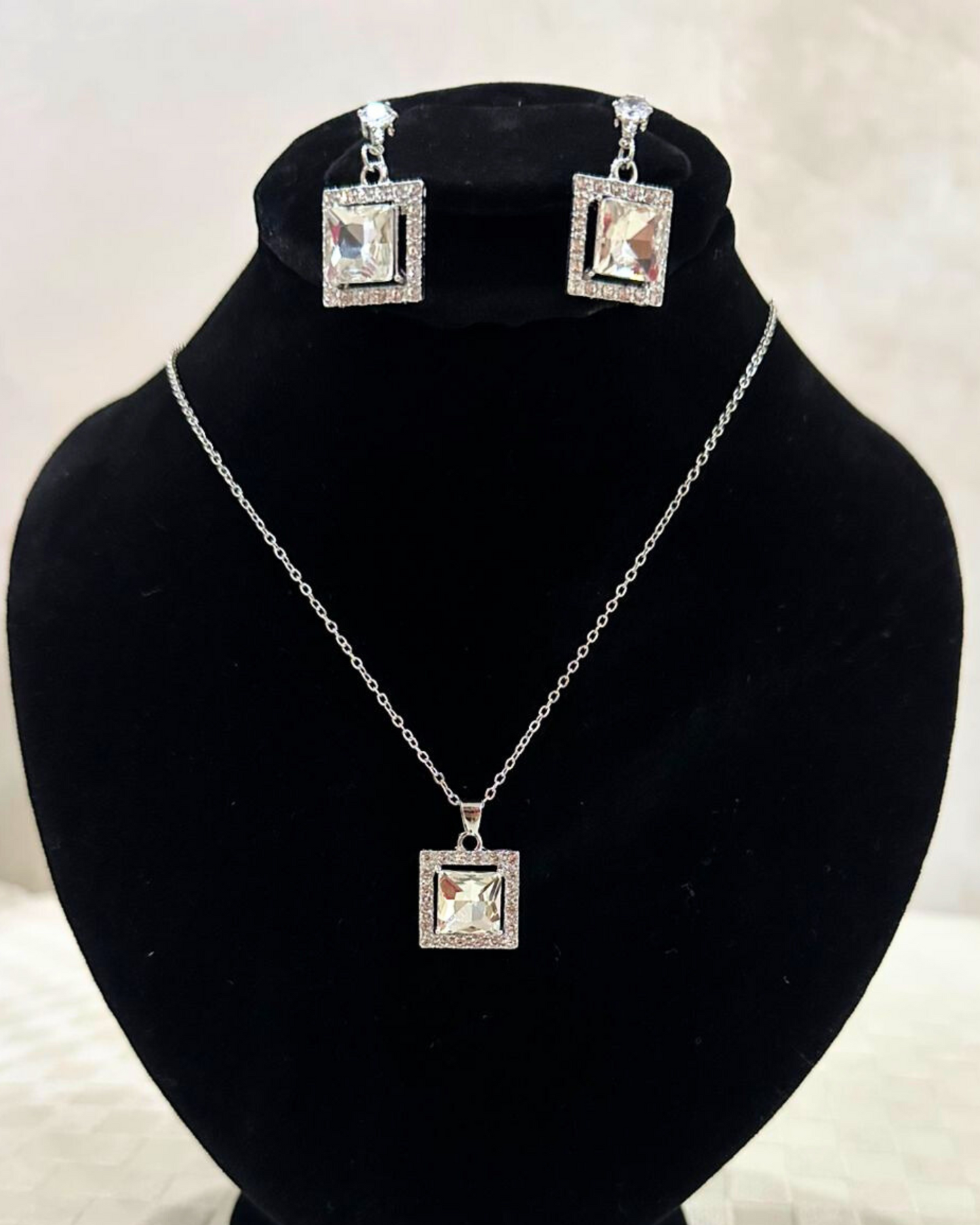 Trendy Square Crystal Studded Pendant Set