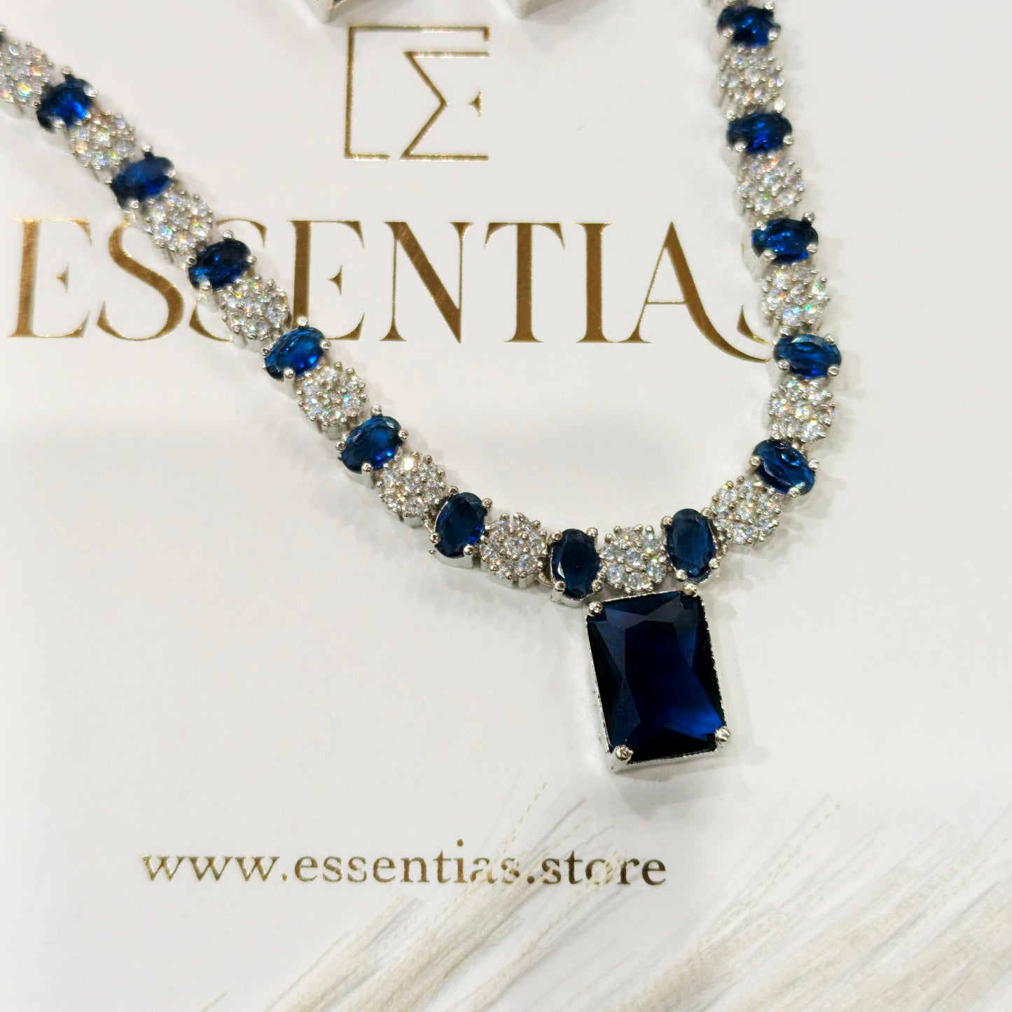 Luxury Blue Crystal and Silver Stone Necklace Set