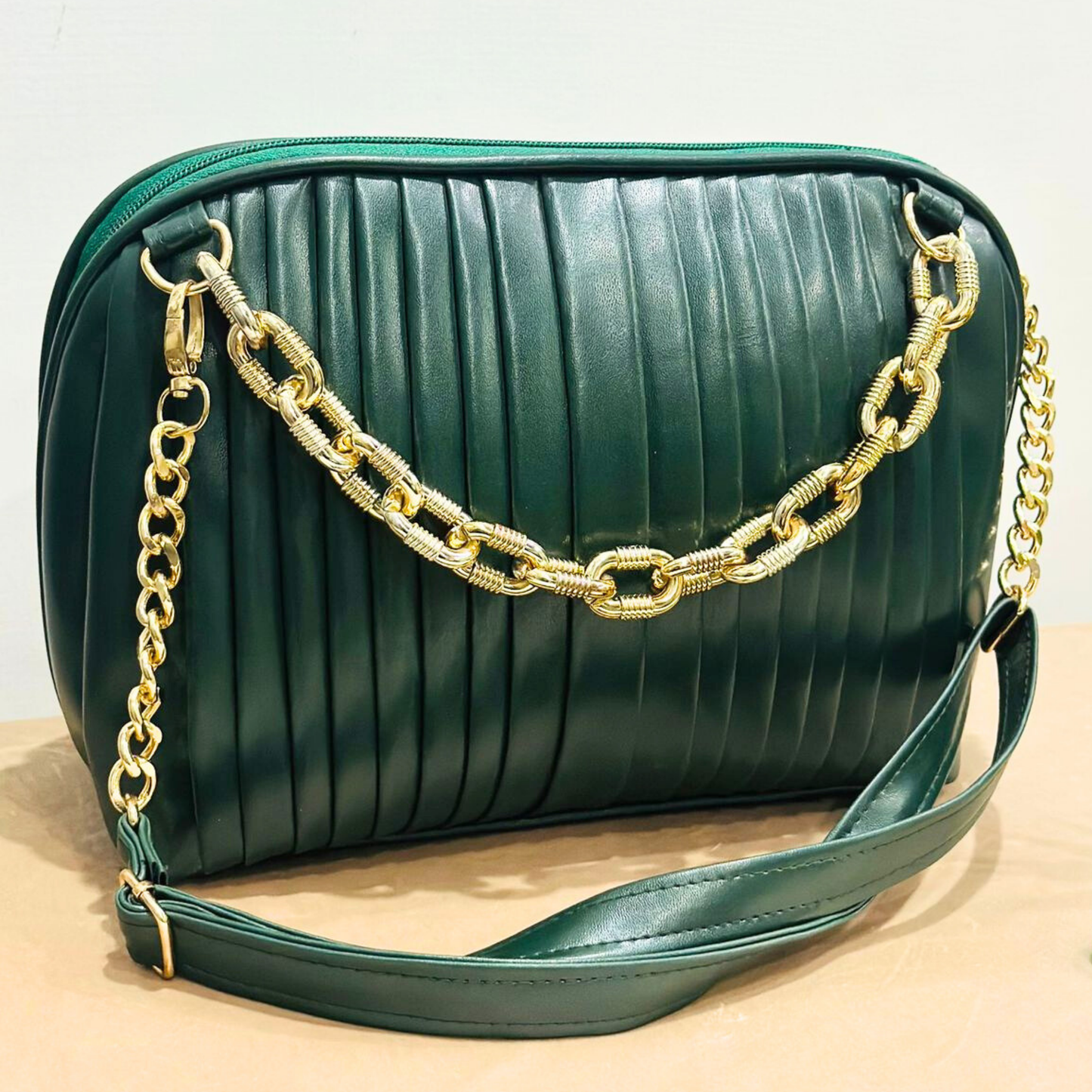 Versatile Green Hand Bag with Double Straps – Stylish, Durable & Functional