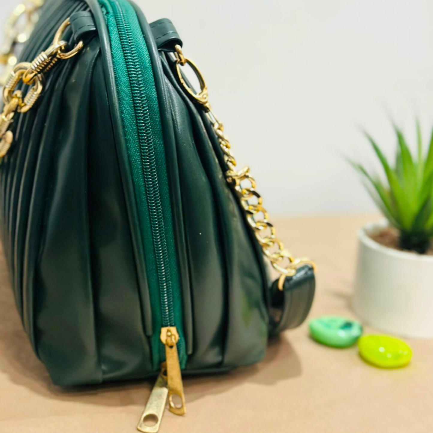 Versatile Green Hand Bag with Double Straps – Stylish, Durable & Functional