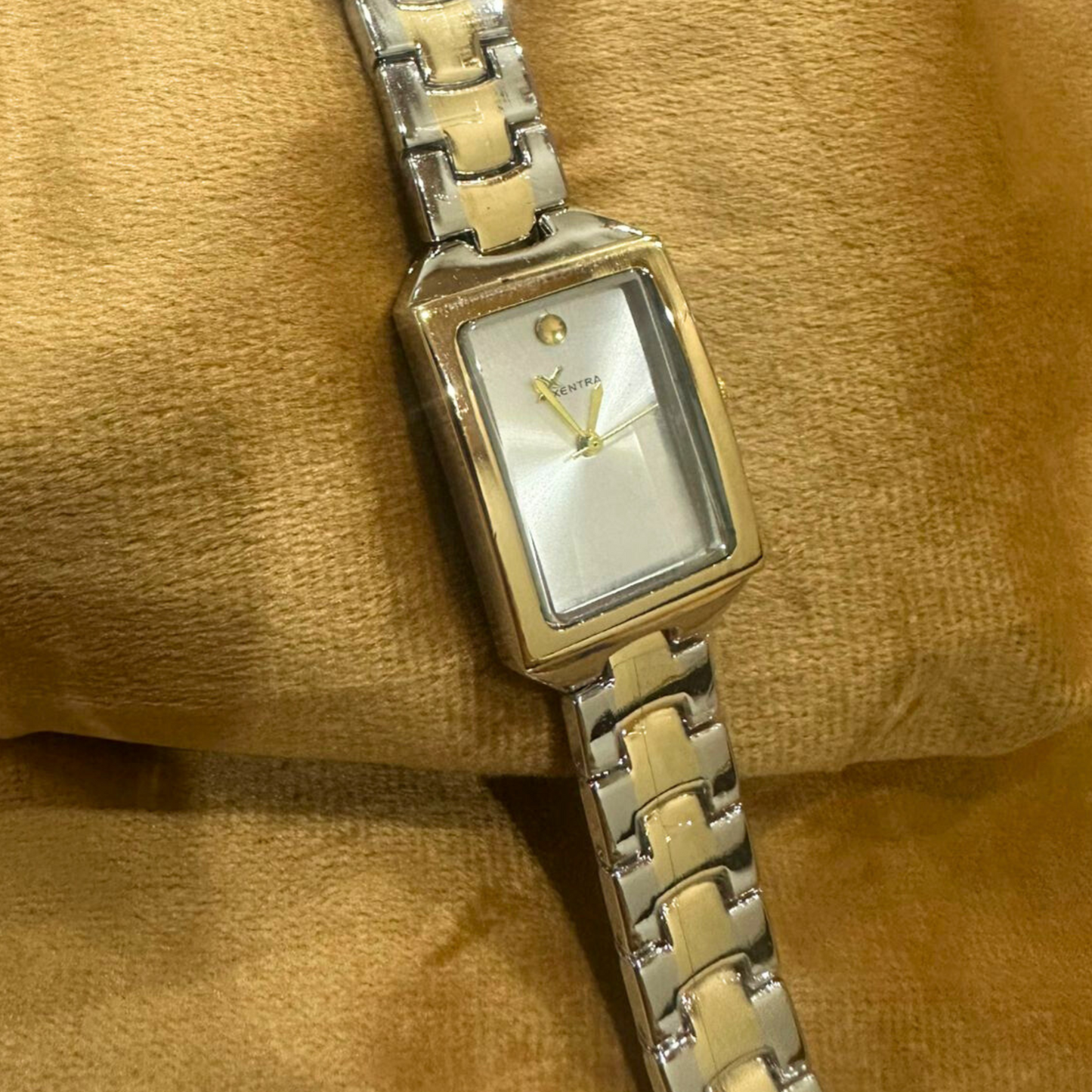 Braided Silver & Gold White Dial Watch – Classic Two-Tone Elegance