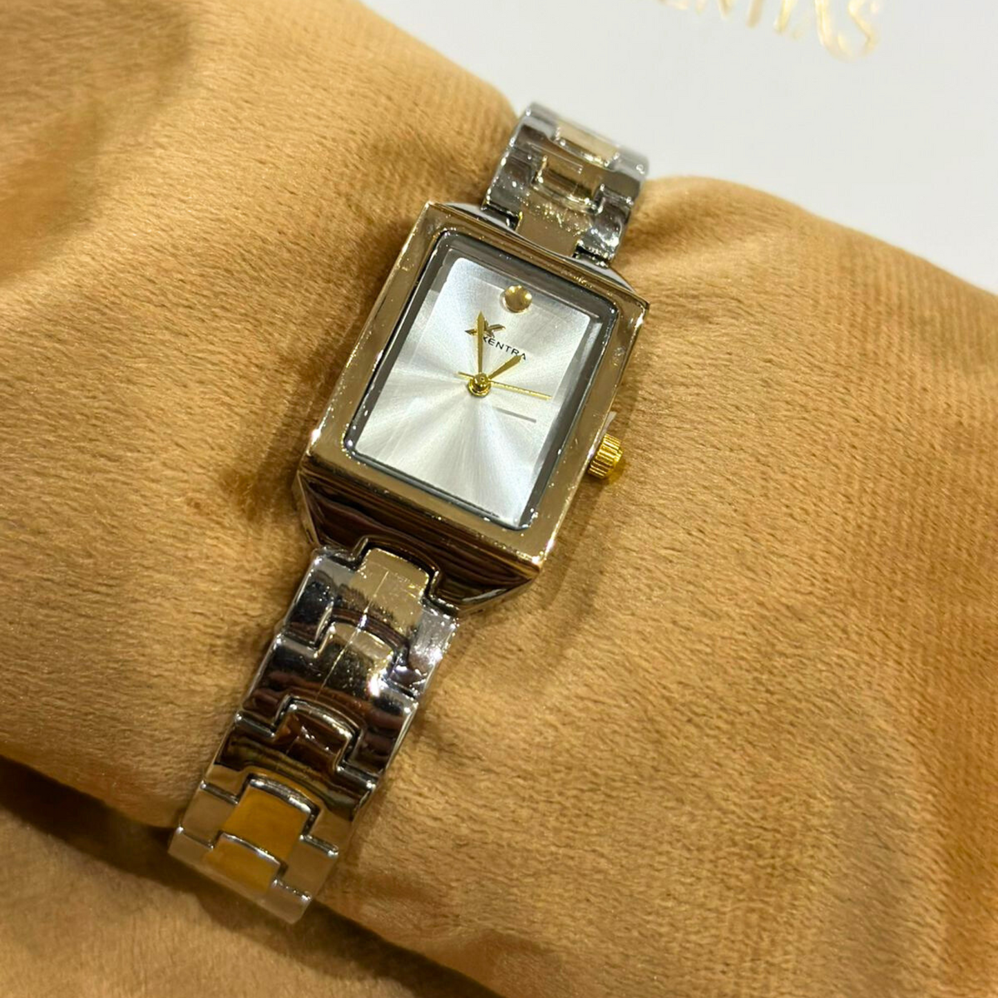 Braided Silver & Gold White Dial Watch – Classic Two-Tone Elegance