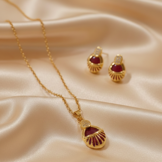 Elegant Golden Pendant Set