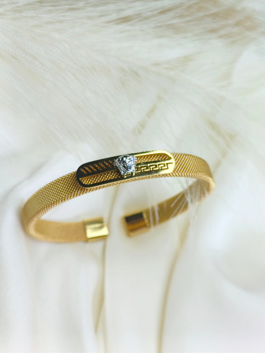 Elegant Golden Bracelet