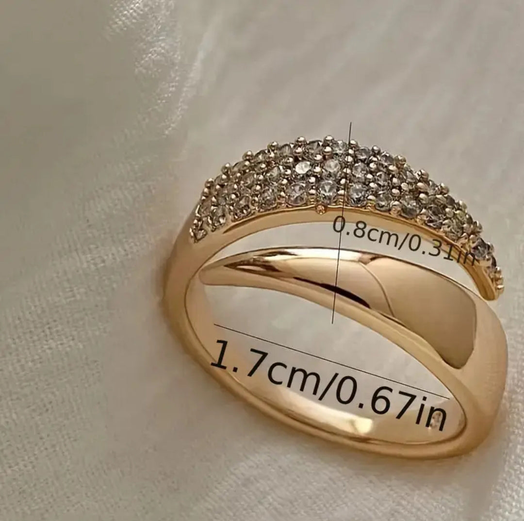 Trendy Golden Zircon Studded Ring