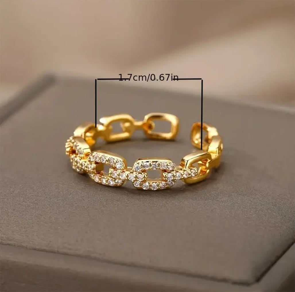 Unique Cubic Zirconium Ring
