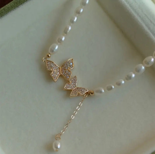 Butterfly Pearl  Pendant – ESSENTIAS