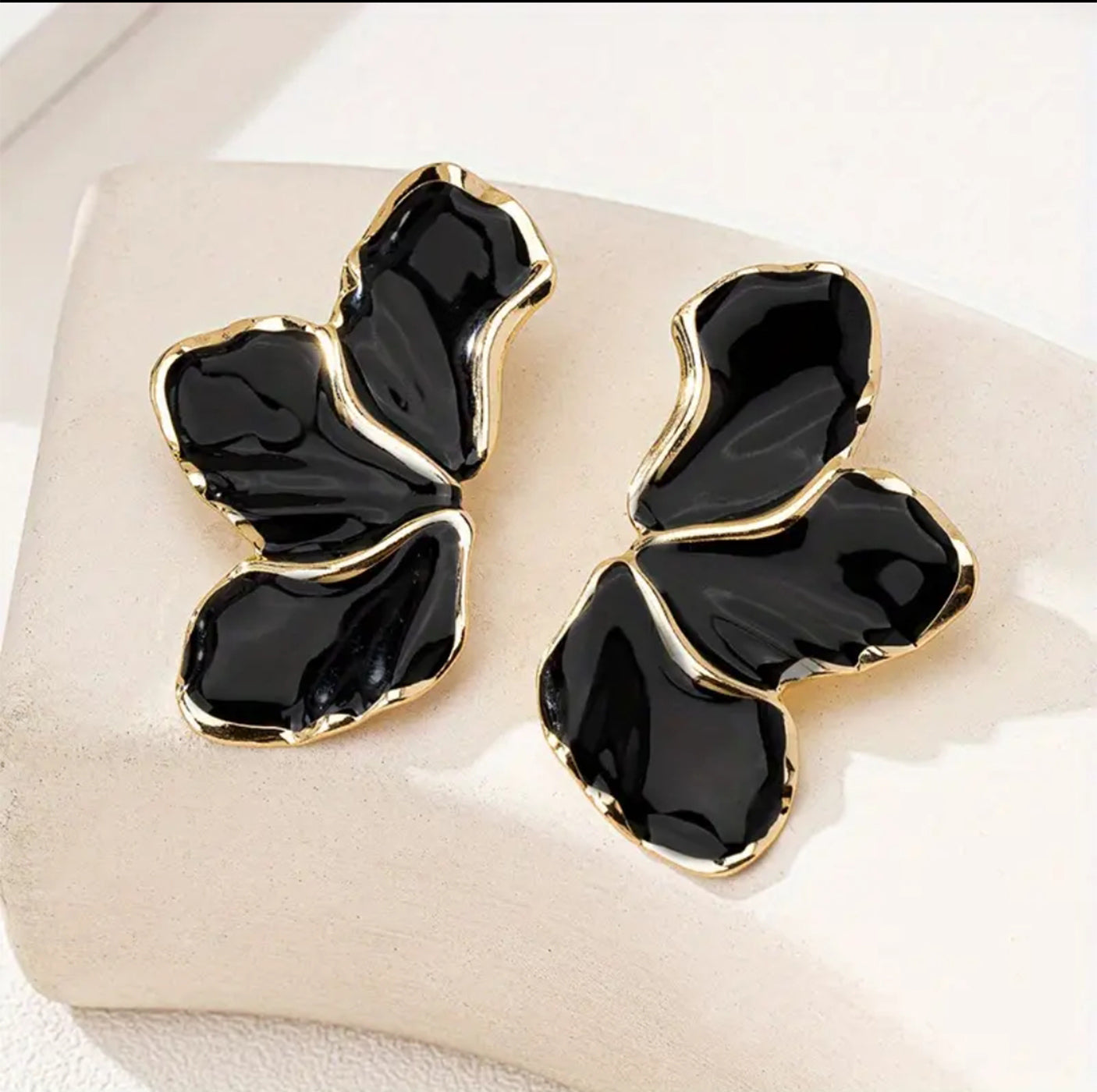 Black Enamel Flower Petal Drop Earrings – | ESSENTIAS