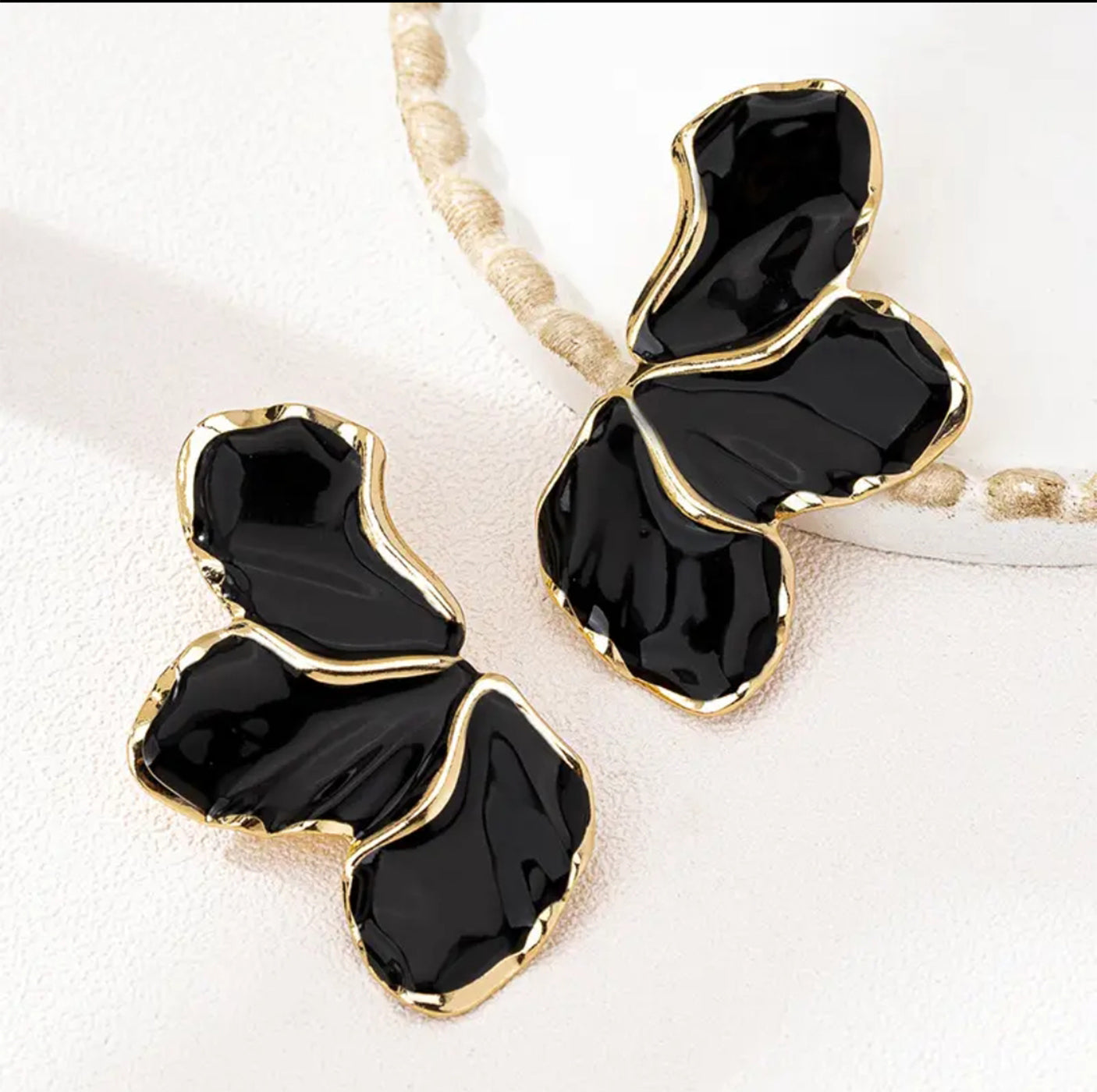 Black Enamel Flower Petal Drop Earrings – | ESSENTIAS