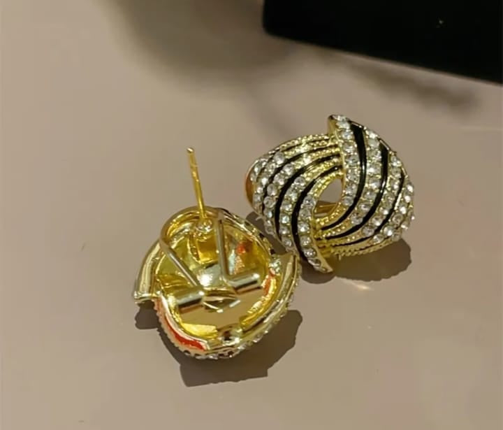 Versatile Golden Earrings