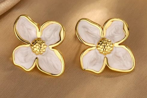 Elegant Floral Earrings