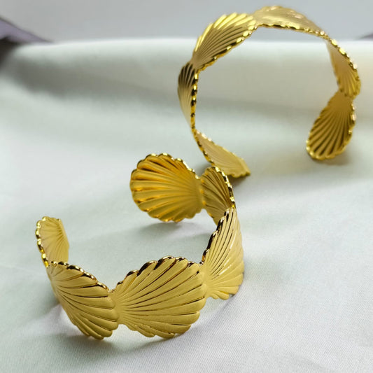 Shiny Stainless Steel Bracelet