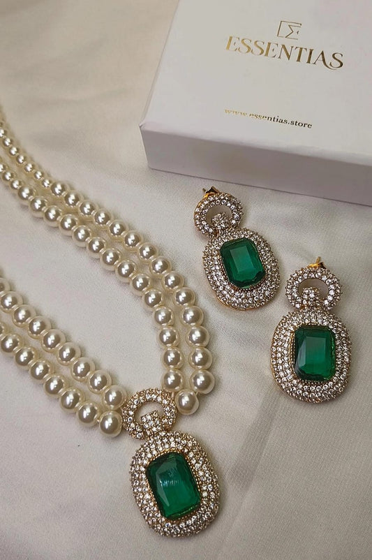 Luxury Pearl Necklace Set