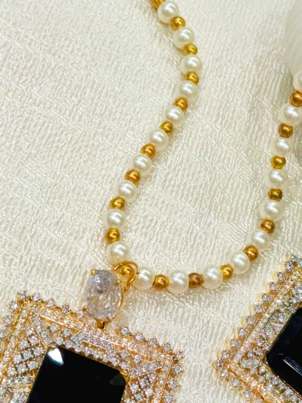 Premium Black Crystal Studded Pendant Set