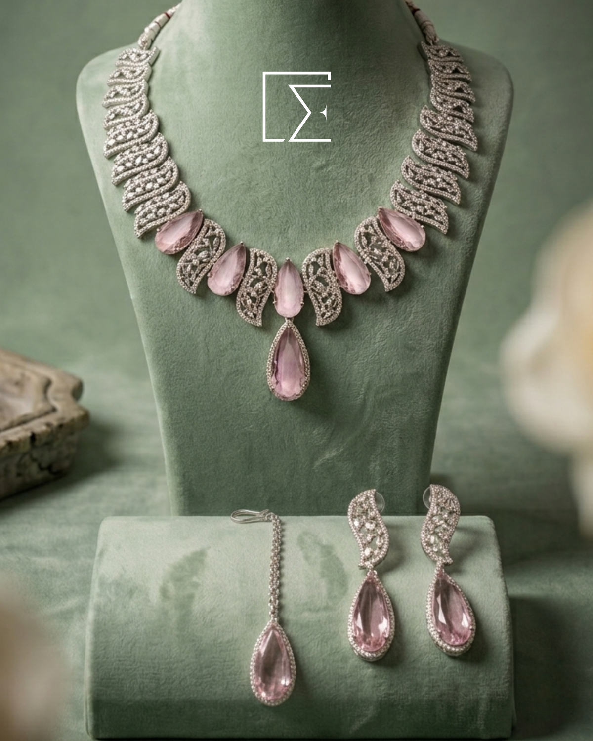 Elegant Crystal Zirconium Necklace Set