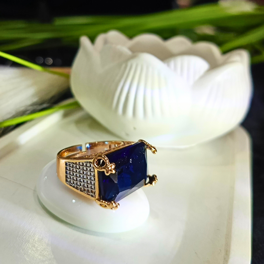 Glamourous Sapphire  Silver Ring – Elegant Two-Tone Statement Jewelry