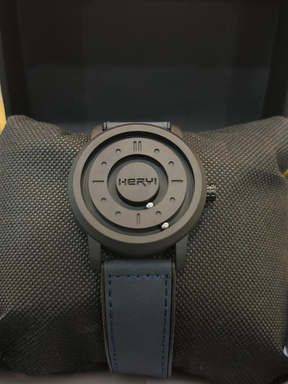 MAGNETIC BALL WTCH- HERYI Men