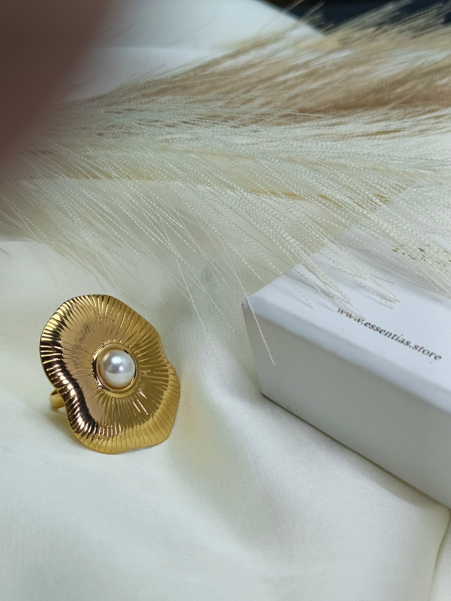 Premium Gold Pearl Ring