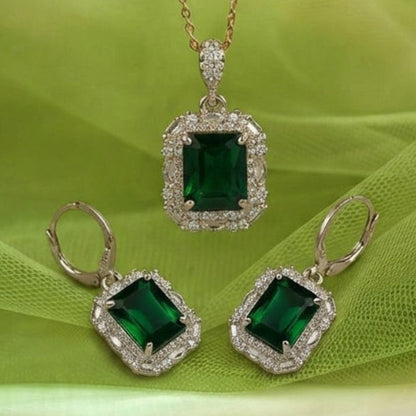 Elegant Zirconium Pendant Set