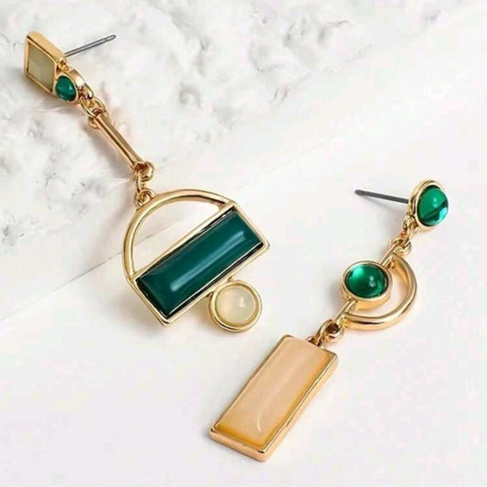 Stylish Gemstone Pendant Earrings