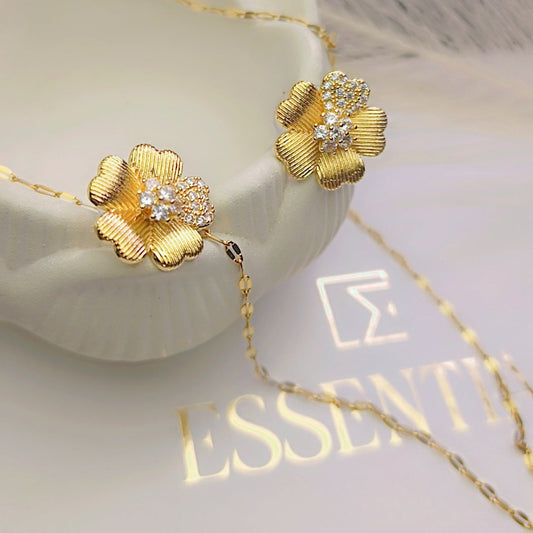 Luxury Golden Floral Pendant Set