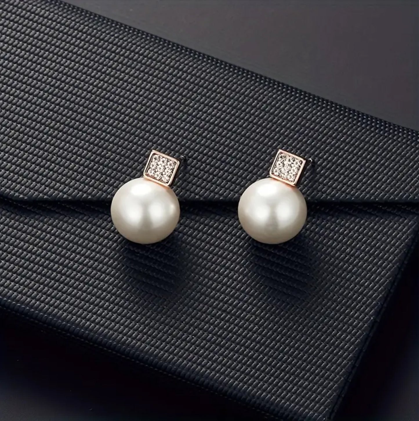 Pearl and Gold Square Zircon Studded pendant Set