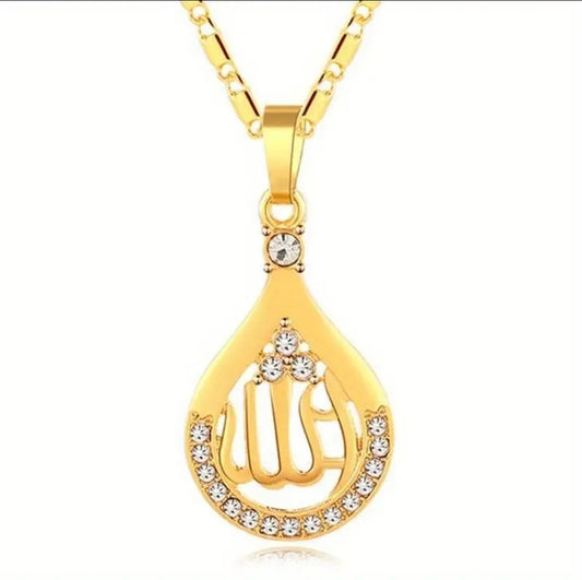 Timeless Everyday Golden  Pendant – ESSENTIAS