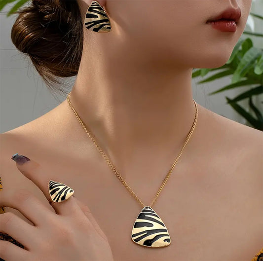 Premium Modern Geometric Pendant Set
