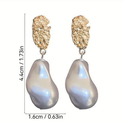 Elegant Teardrop Dangle Earrings – ESSESNTIAS