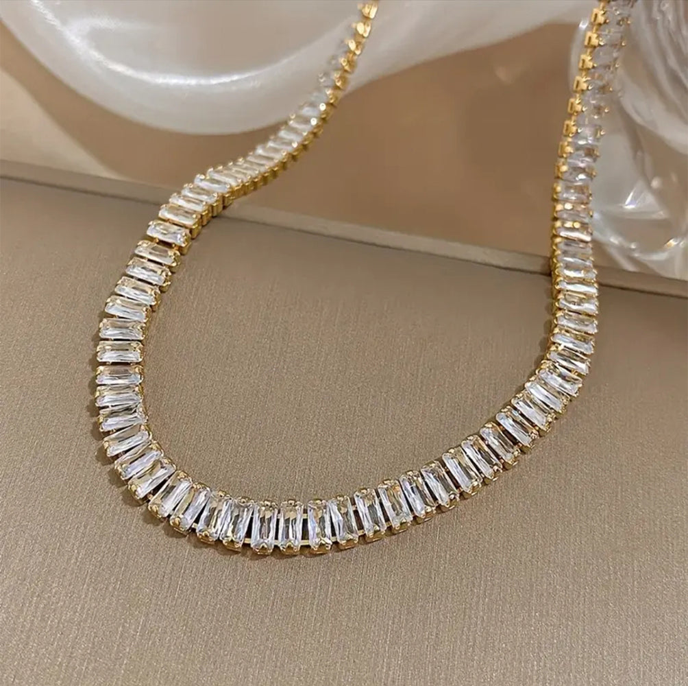 Stylish GOLD Toned Crystal  Necklace –ESSENTIAS