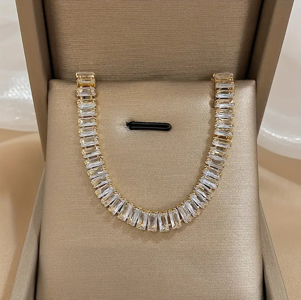 Stylish GOLD Toned Crystal  Necklace –ESSENTIAS