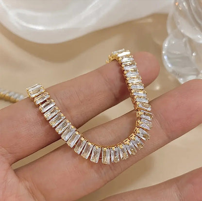 Stylish GOLD Toned Crystal  Necklace –ESSENTIAS