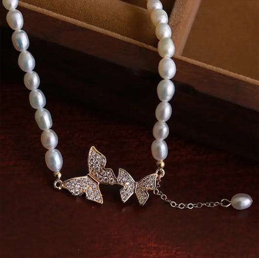Butterfly Pearl  Pendant – ESSENTIAS