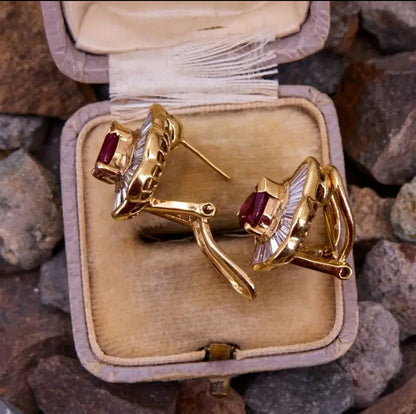 Golden Crystal Earrings_ESSENTIAS