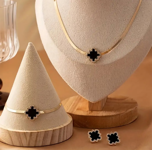 Unique Floral Zircon Studded pendant Set