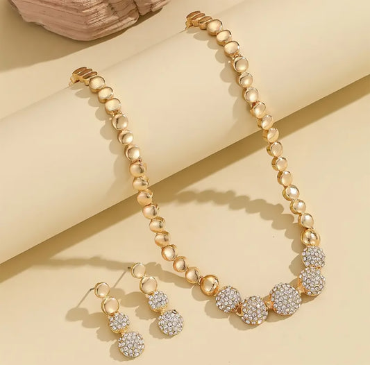 Elegant Middle Eastern Style Golden Necklace Set