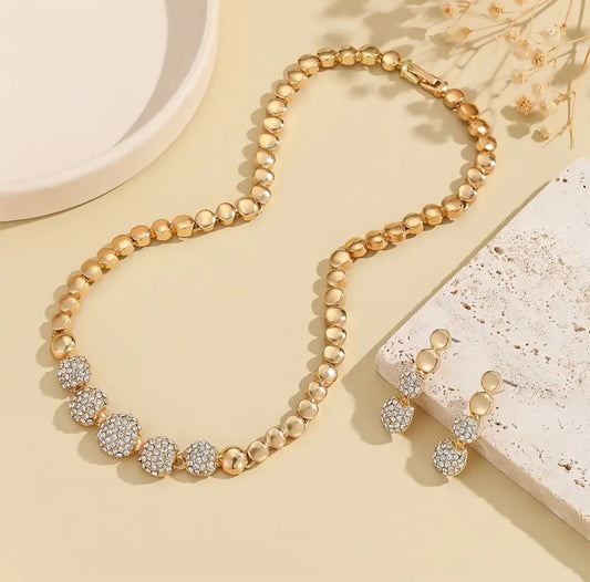 Elegant Middle Eastern Style Golden Necklace Set