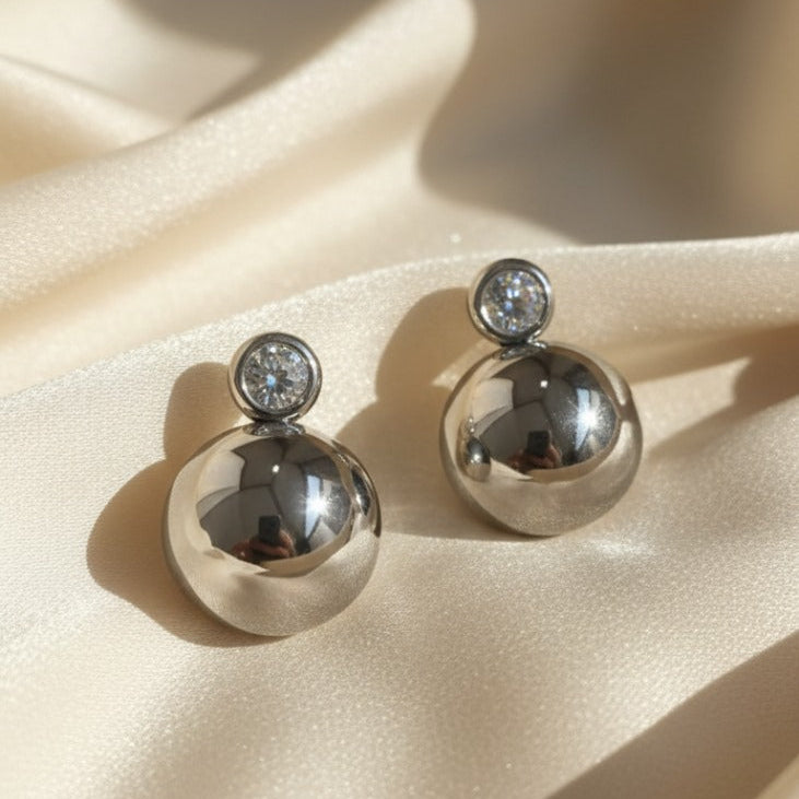 Fationable Silver Earrings