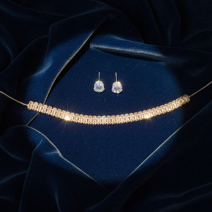 Elegant Shiny Crystal Necklace Set