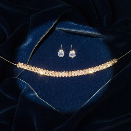 Elegant Shiny Crystal Necklace Set