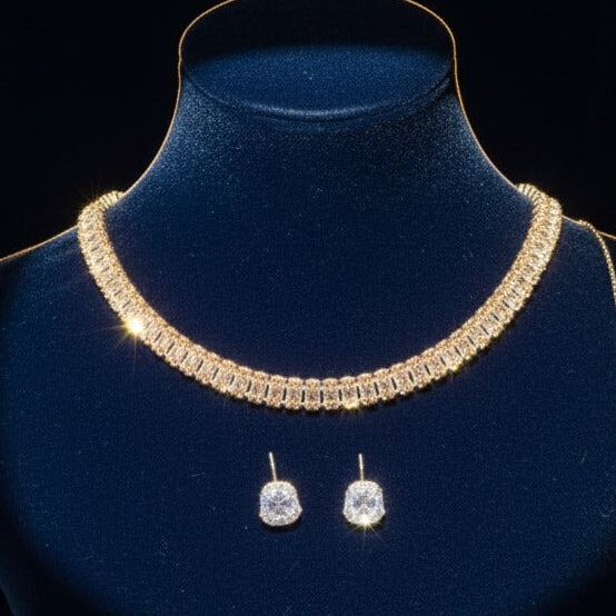 Elegant Shiny Crystal Necklace Set