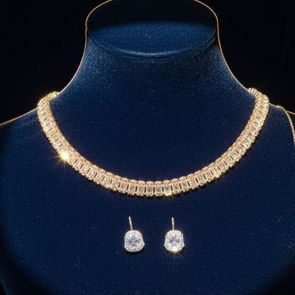 Elegant Shiny Crystal Necklace Set