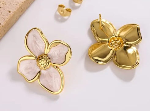 Elegant Floral Earrings