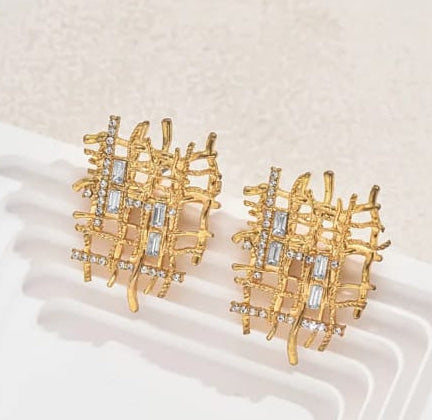 Premium Golden Line Pattern Earrings