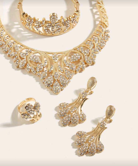 Luxury Crown Design Wedding Necklace Set