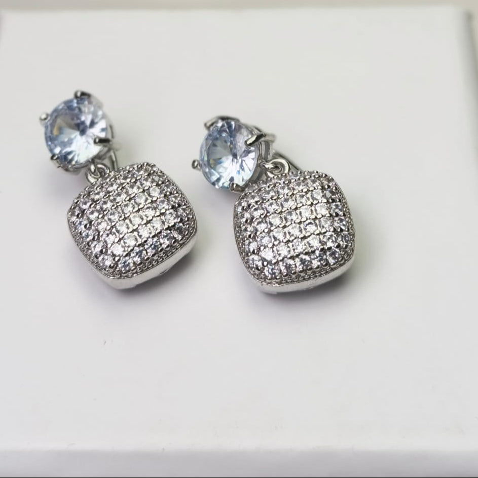 Elegant Zirconium Earrings