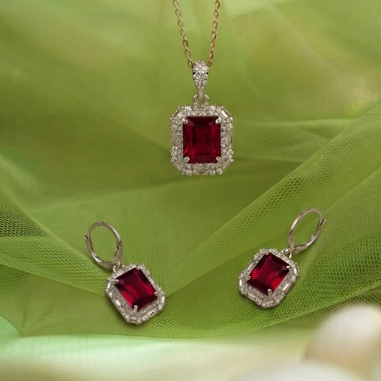 Elegant Zirconium Pendant Set