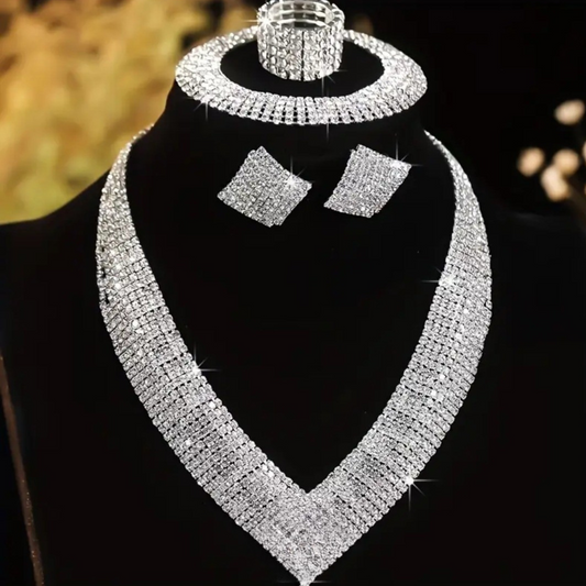 Stylish Sparkling 4Pcs Necklace Set