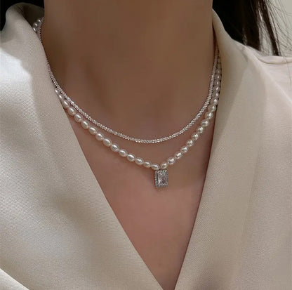 Elegant Silver Stone Pendant With Pearls