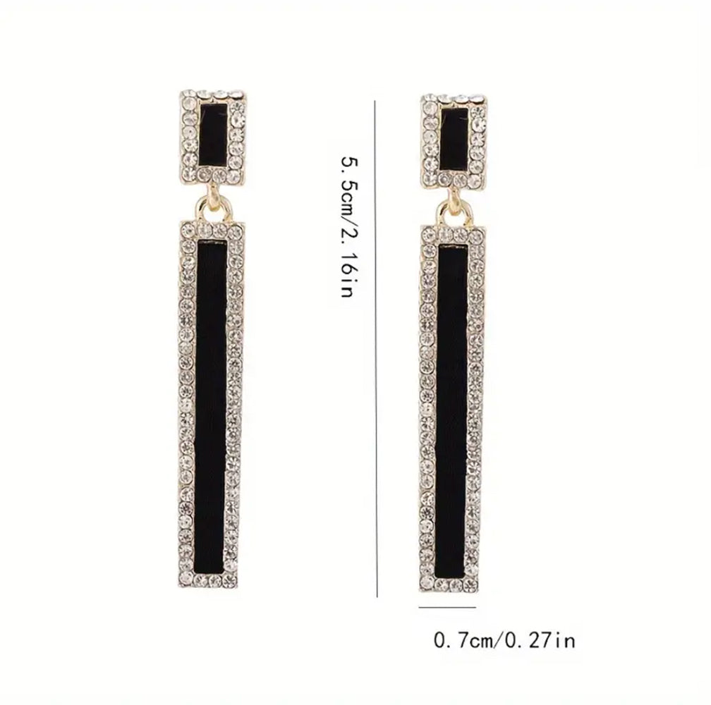 Elegant Geometric Dangle Earrings